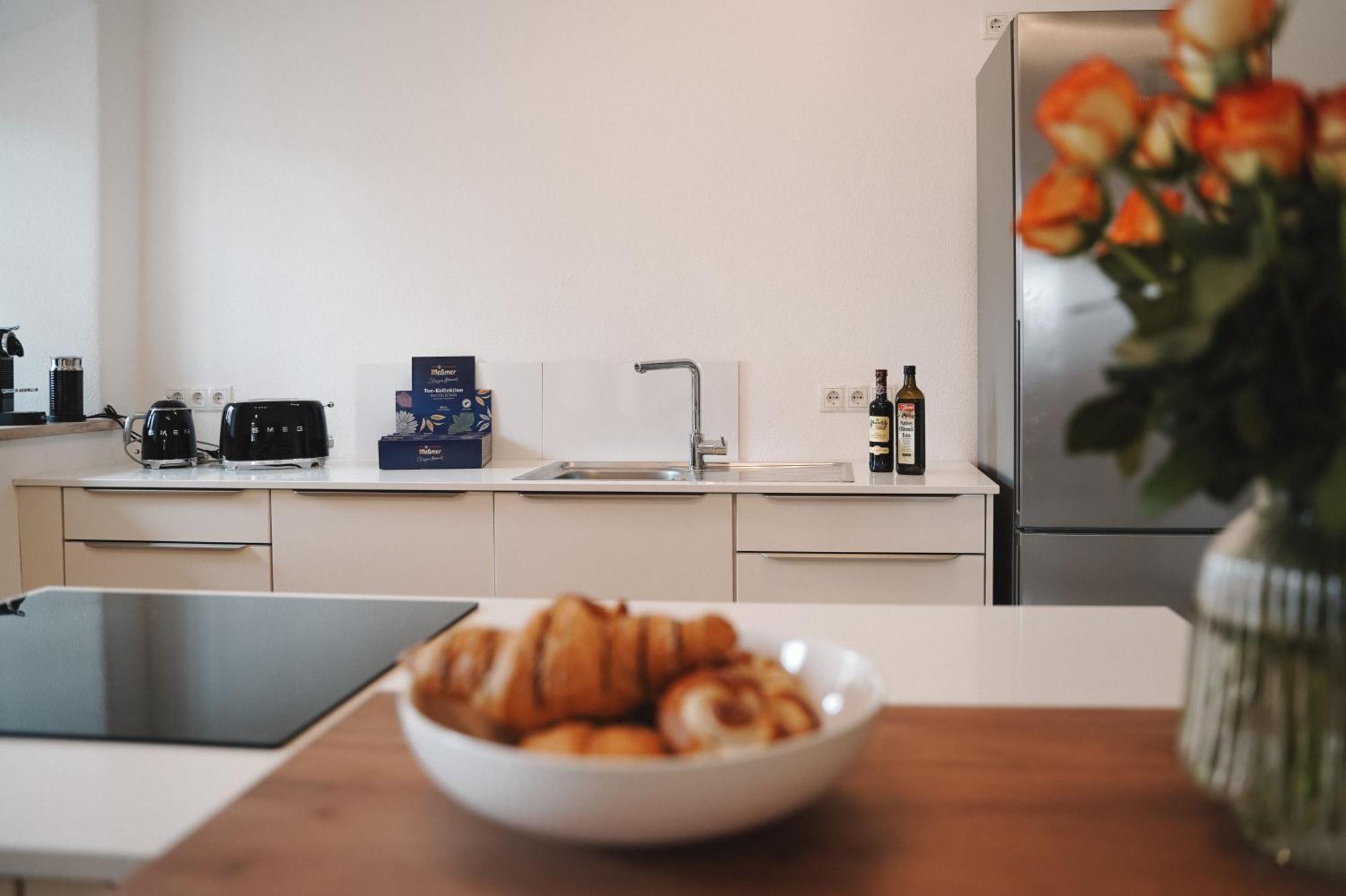 Black Horse Family Apartment - Barrierearm - Pfotenglueck - Familienzeit By Loewenherz Homes Stephanskirchen Dış mekan fotoğraf